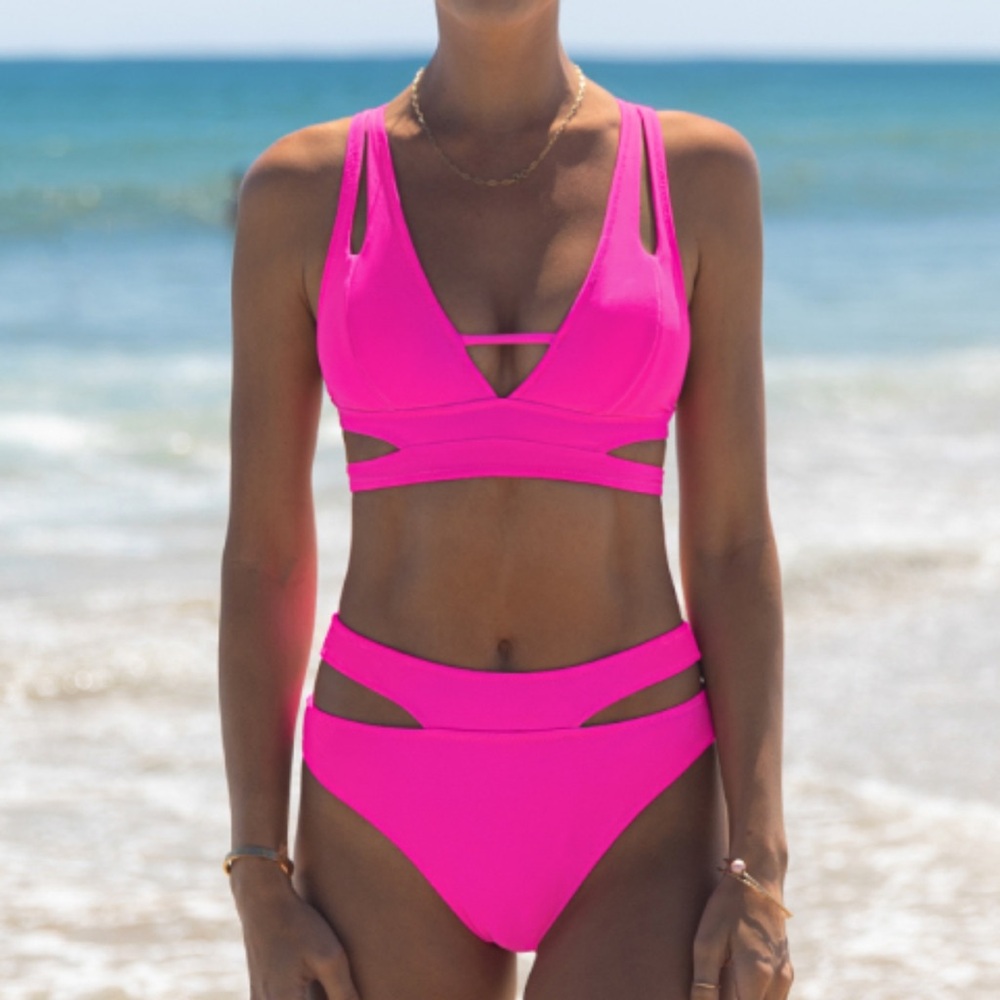 NWT UNWORN: Cutout Hot Pink Bikini Set